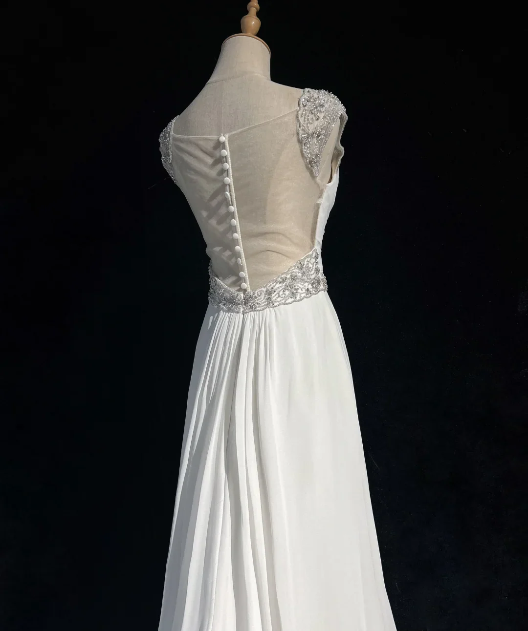 Vintage Bridal Dress A line Sweetheart Chiffon Silver Beads White Long Wedding Dress Retro Wedding Dresses Modest Wedding Gowns DH2678 - Deanwangkt