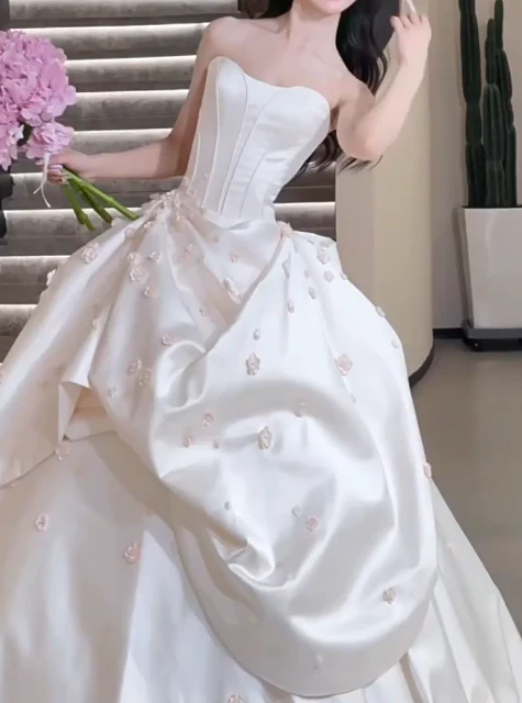 Modest White Strapless Long Ball Gown Elegant Wedding Dress Simple Quinceanera Dress DH2712 - Deanwangkt