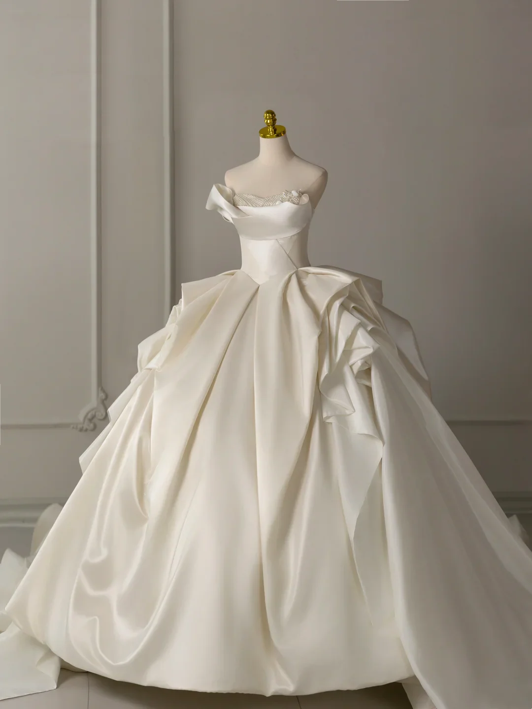 Timeless Bridal Dress Ball Gown Sweetheart Satin White Long Wedding Dress Long Wedding Dresses Modest Wedding Gowns DH2075 - Deanwangkt