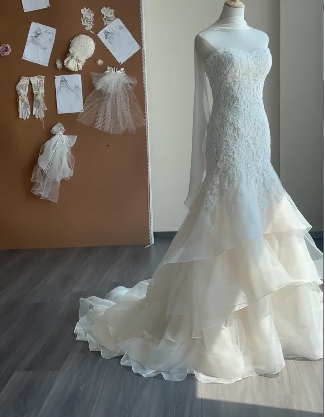 Simple Mermaid Lace Long Wedding Dresses with Appliqué, White Bridal Gowns, Sleeveless Bridal Dresses DP3990 - Deanwangkt