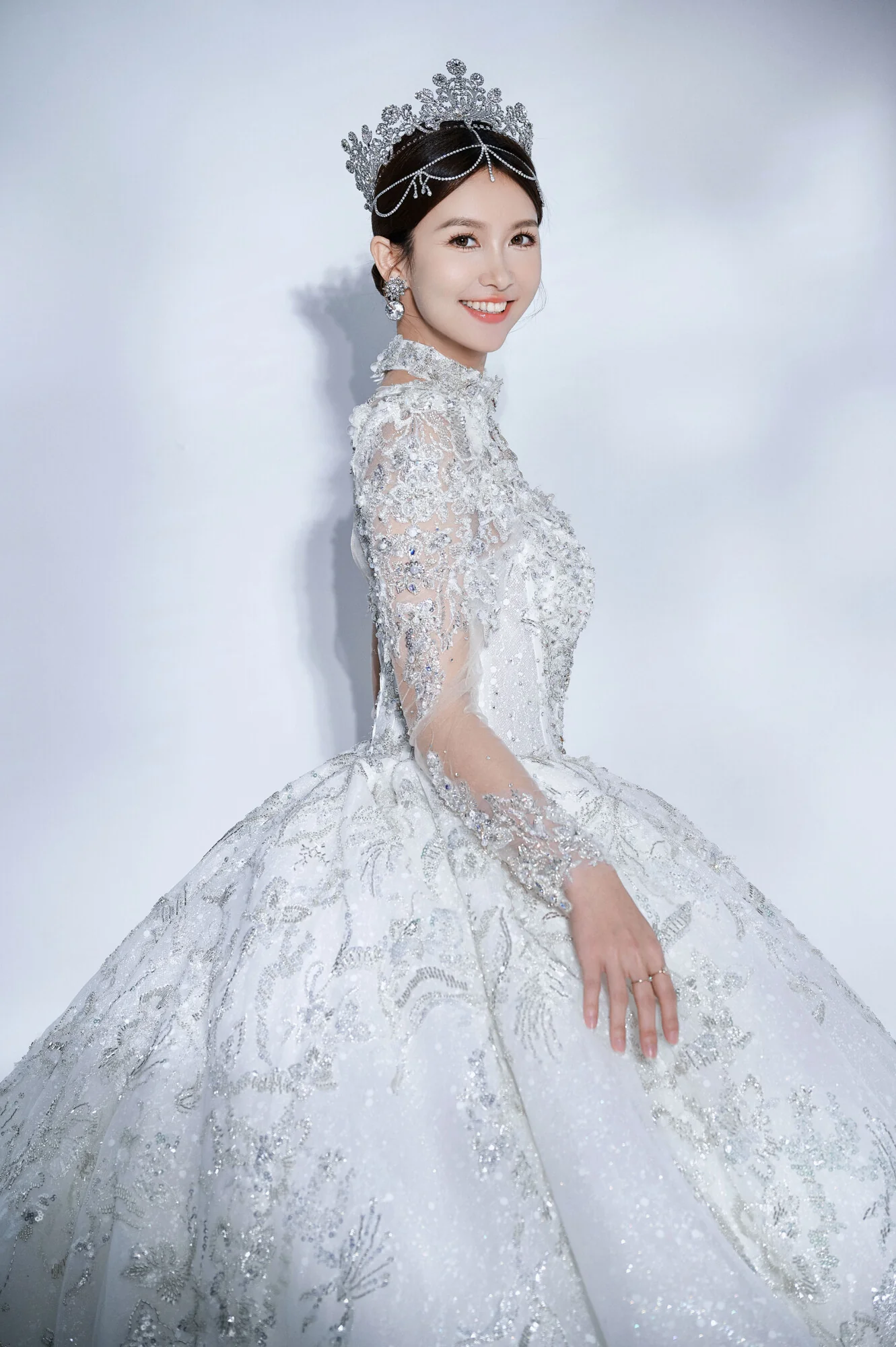 Elegant Sweetheart Neck Ball Gown Trailing Wedding Dresses Tulle Beaded White Bridal Gowns DP3300 - Deanwangkt