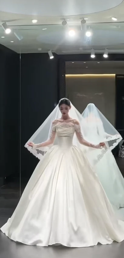 Luxury Off-the-shoulder Ball Gown Long Wedding Dresses Satin White Bridal Gowns Long Sleeve Bridal Dresses DP3765 - Deanwangkt