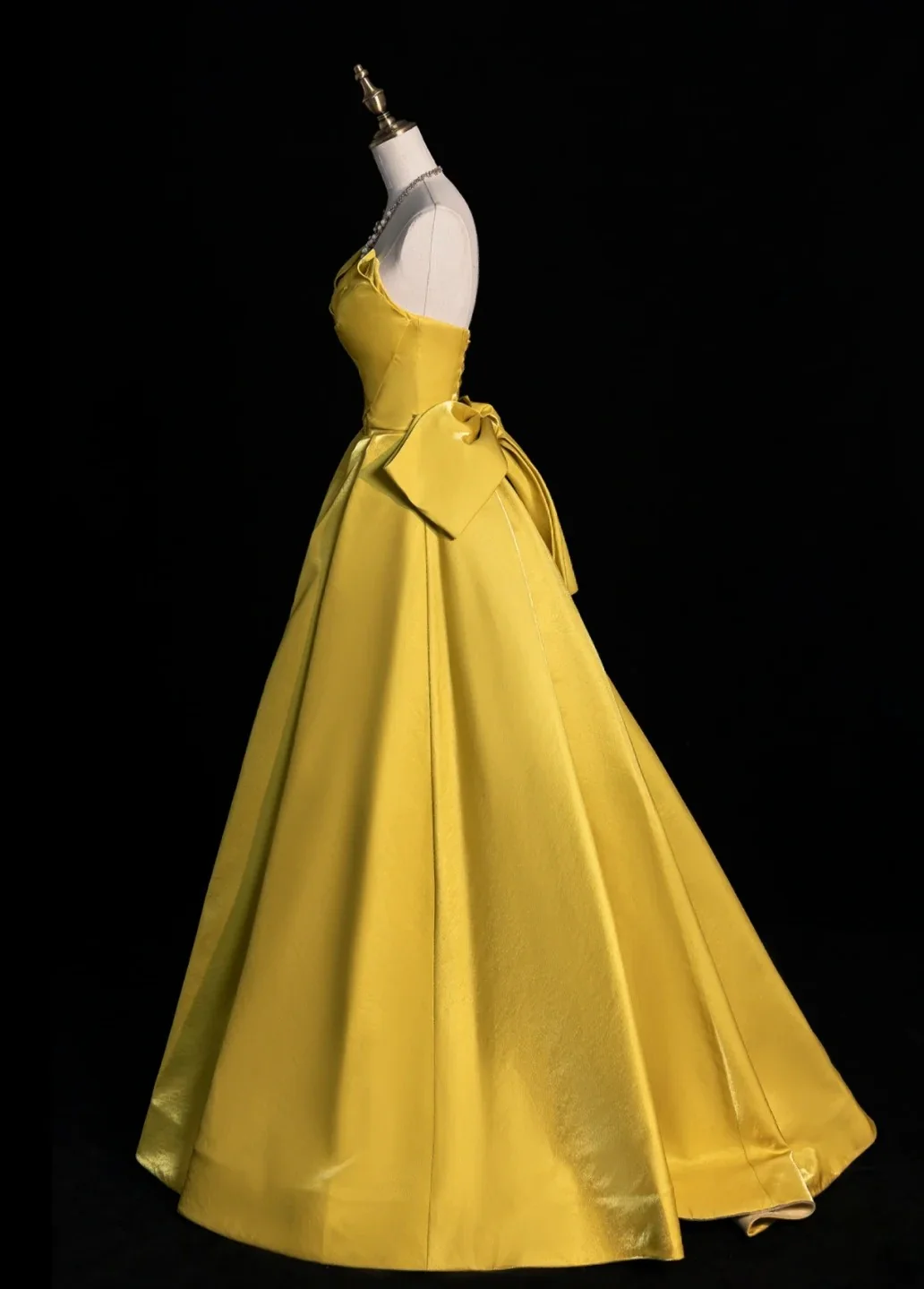 Chic Strapless A-Line Long Prom Dresses Satin Yellow Evening Dresses DP3339 - Deanwangkt