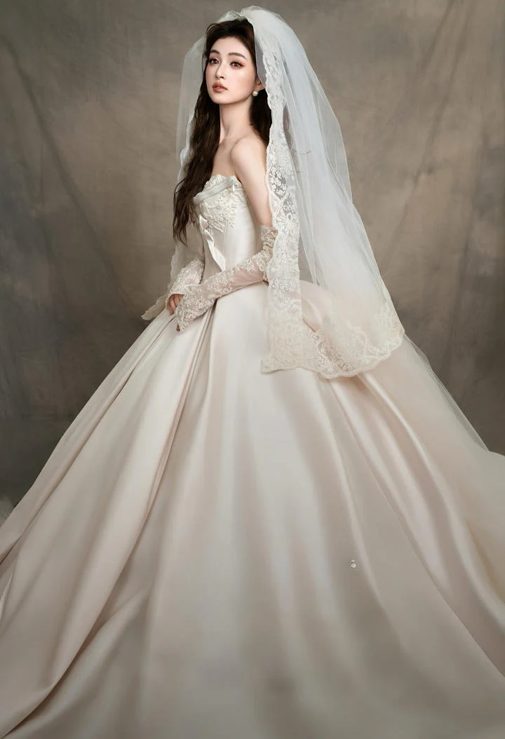 Princess Bridal Dress Ball Gown Sweetheart Sleeveless Satin Light Pink Wedding Dresses Pretty Bridal Gowns DH943 - Deanwangkt