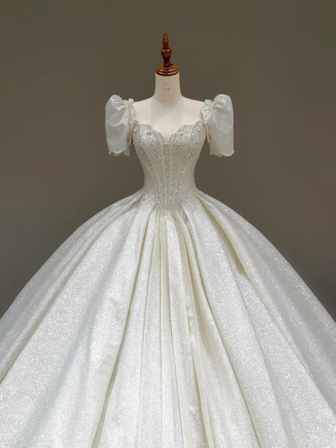 Princess Bridal Gown Ball Gown Sweetheart Short Sleeves White Sequin Wedding Dresses Bridal Gowns DP797 - Deanwangkt