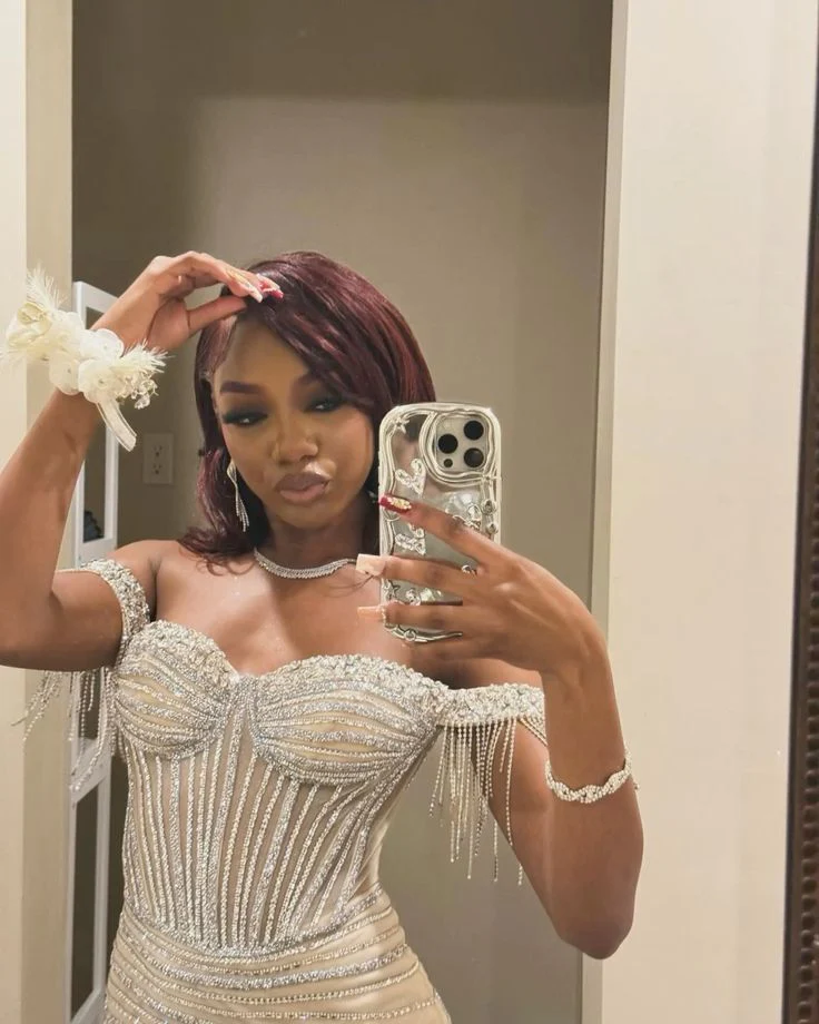 Sparkly Mermaid Off The Shoulder Champagne Sequin Long Slit Evening Party Gowns Evening Dress Special Formal Dresses Prom Dress DH2321 - Deanwangkt