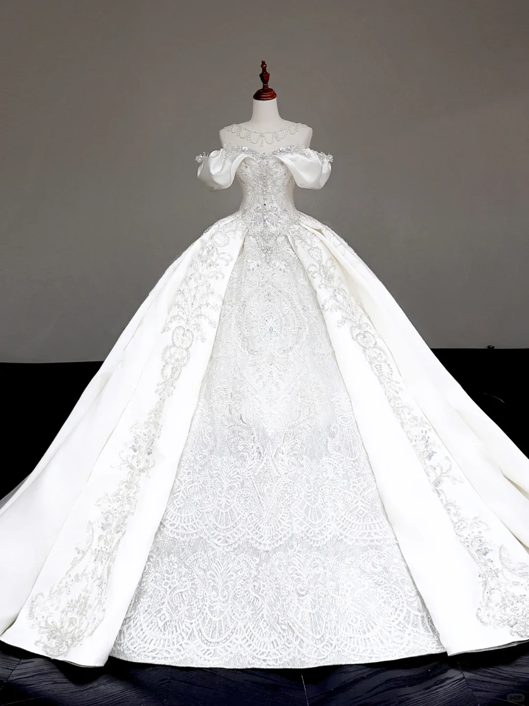 Classy Elegant Ball Gown Off The Shoulder Satin White Short Sleeves Wedding Dress Brides Dress DP711 - Deanwangkt