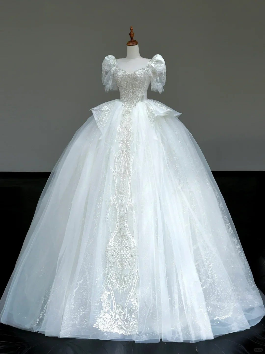 Princess Bridal Gown Ball Gown Sweetheart Short Sleeves White Sequin Wedding Dresses Bridal Gowns DP812 - Deanwangkt