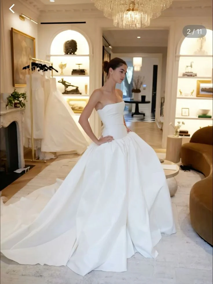 Classy Elegant Wedding Dress Ball Gown Strapless Satin Long Wedding Dresses Bridal Gowns DH735 - Deanwangkt