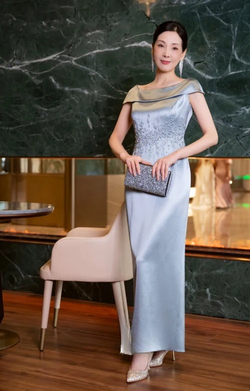 Elegant Bateau Sheath Wedding Guest Dresses Satin Beaded Gray Blue Mother of the Bride Dresses DP3713 - Deanwangkt