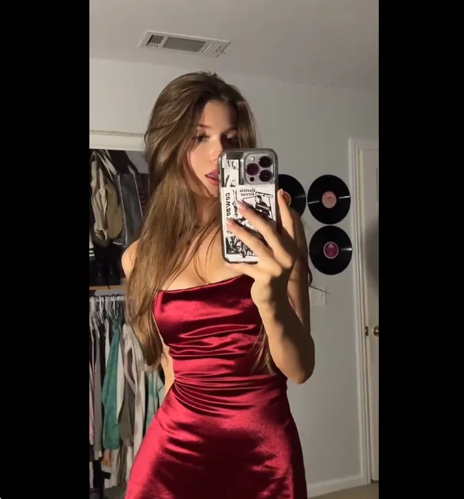 Pretty Sheath Spaghetti Straps Burgundy Formal Homecoming Dresses Short 16th Birthday Outfits Graduation Dress Mini Cocktail Dresses DH2353 - Deanwangkt