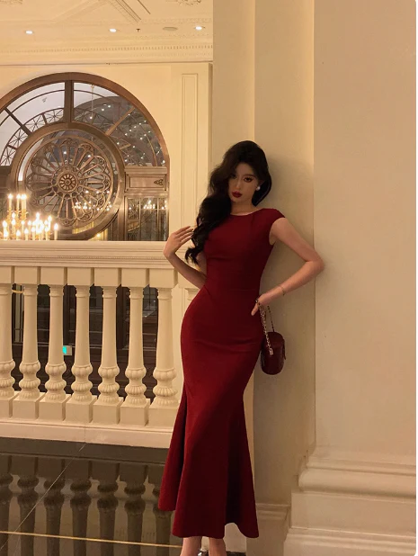 Elegant Mermaid Burgundy 18th Birthday Dress Party Gown Birthday Outfits Birthday Dress Ideas For Women DP606 - Deanwangkt