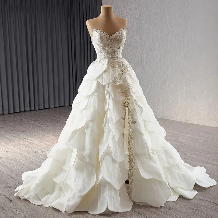Luxury Ball Gown Wedding Dresses Sleeveless Strapless Sequin Wedding Dress With Train DP610 - Deanwangkt