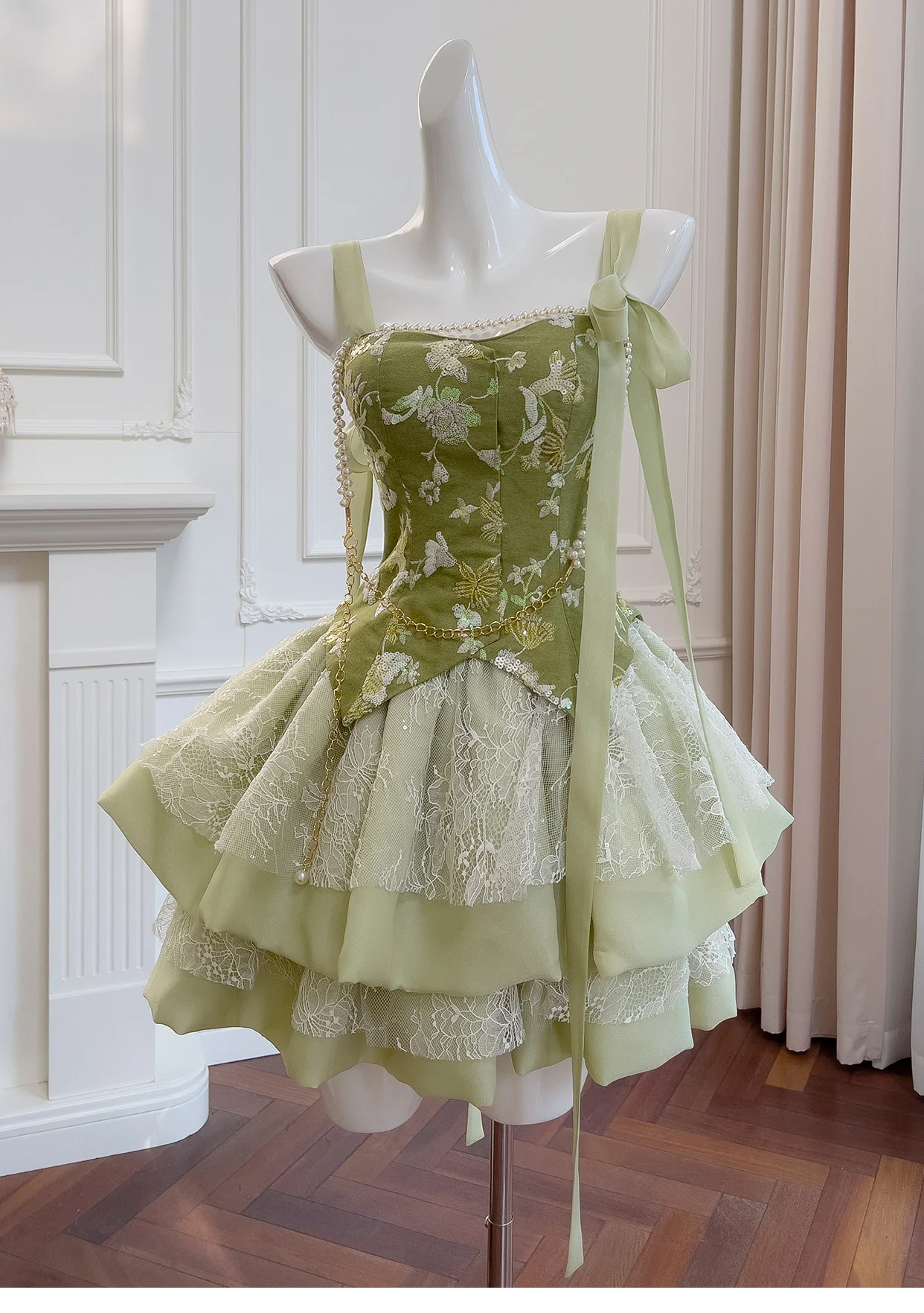 Vintage Ball Gown Spaghetti Straps Green Satin Grad Dress Inspo Short Mini Formal 8th Grade Homecoming Dresses High School Hoco Court Dress Graduation Dress Cocktail Outfits D1950 - Deanwangkt