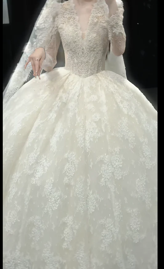 Luxury Ball Gown Long Wedding Dresses Lace Applique White Bridal Gowns Long Sleeve Bridal Dresses DW3792 - Deanwangkt