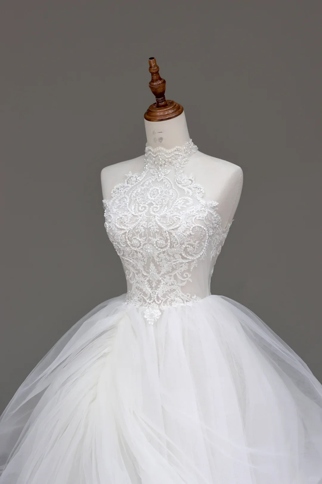 Unique Bridal Gown Ball Gown High Neckline Sleeveless Tulle White Wedding Dresses Bridal Gowns DP693 - Deanwangkt