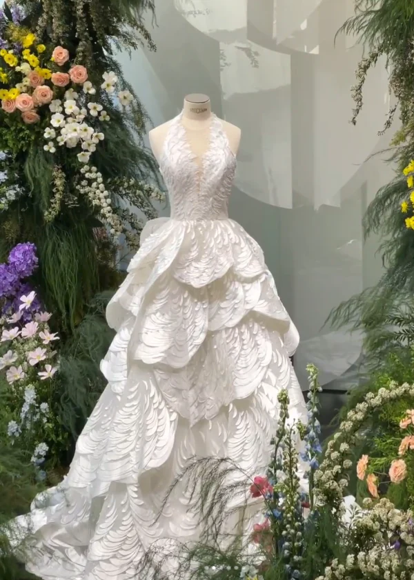 Fairy V-neck Ball Gown Tulle Long Wedding Dresses White Bridal Gowns Sleeveless Bridal Dresses DP3736 - Deanwangkt