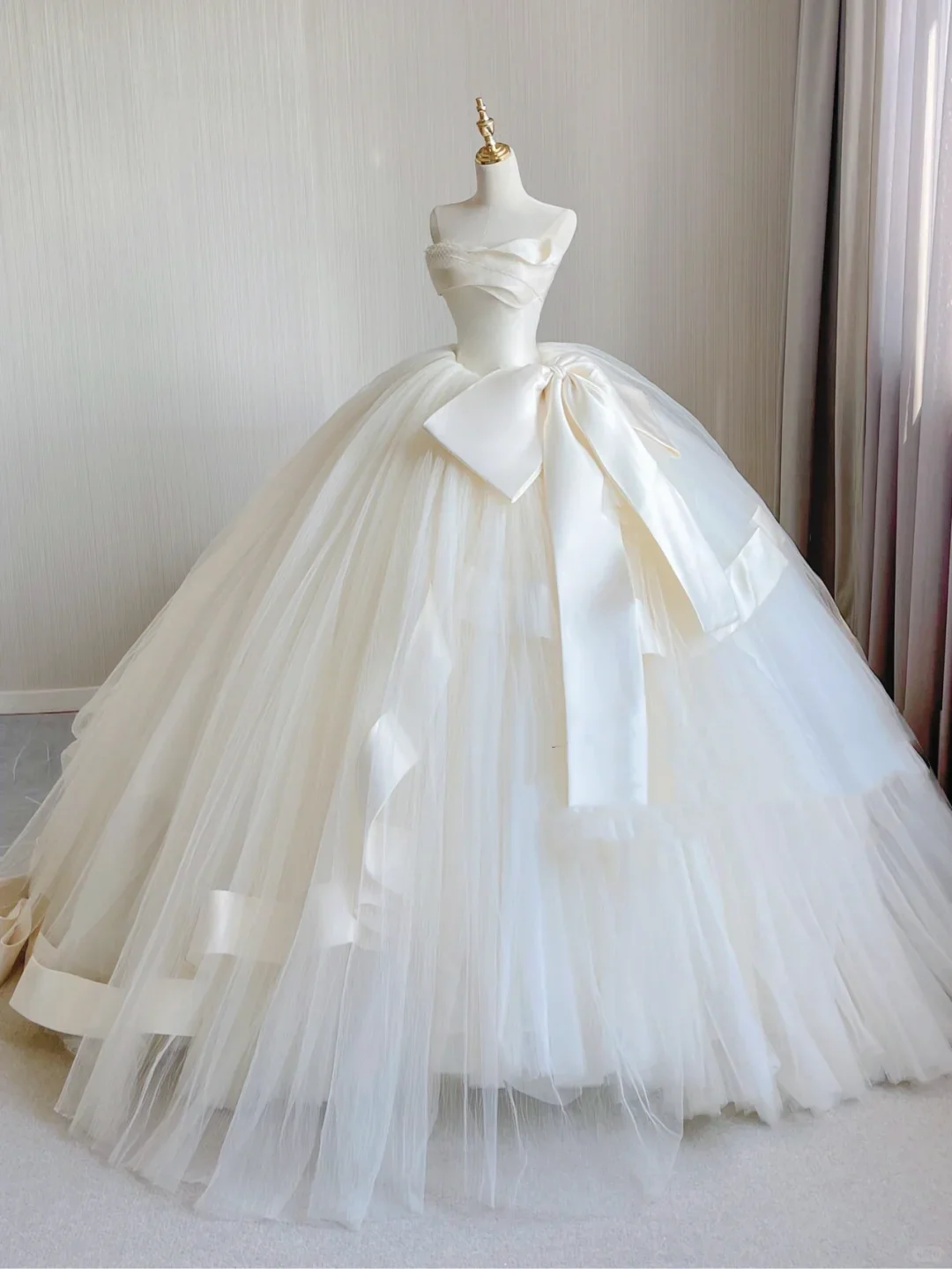Timeless Ball Gown Strapless Satin Tulle Long White Wedding Dresses Brides Dress DP325 - Deanwangkt