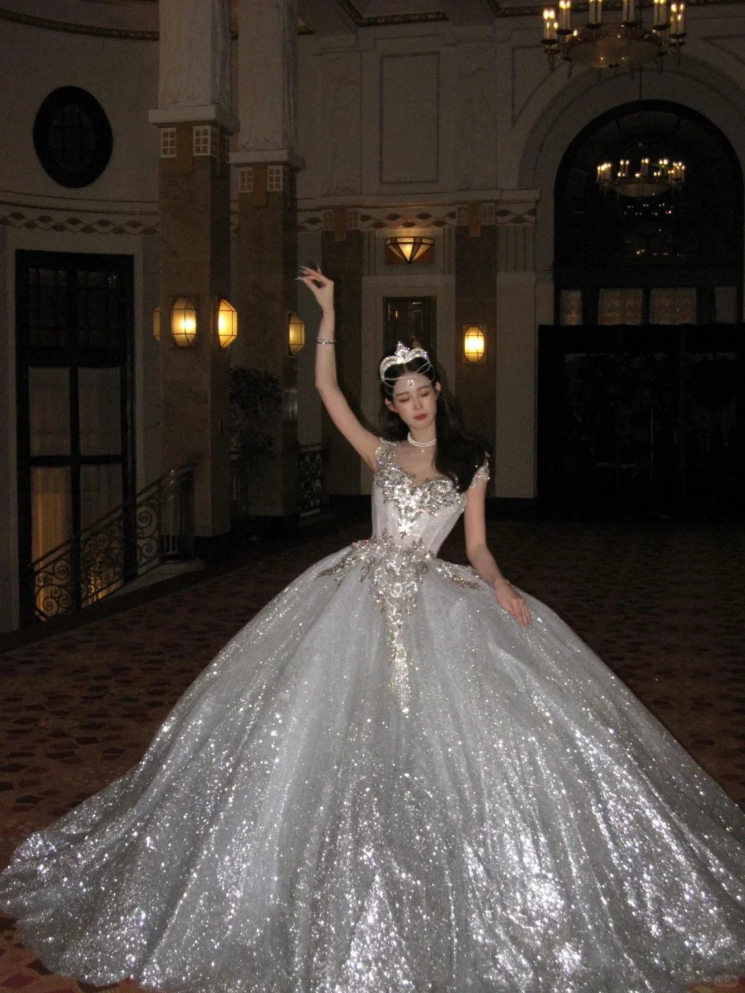 Unique Bridal Dress Ball Gown Scoop White Sequin Long Wedding Dresses Luxury Bride Dress Bridal Gowns DH1519 - Deanwangkt