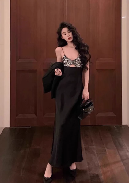 Modest Sheath Spaghetti Strap Long Evening Gown Black Formal Dress Elegant Sequin Satin Birthday Prom Dress DP2799 - Deanwangkt