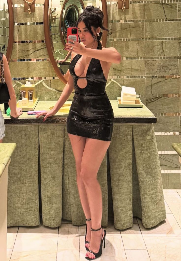 Cute Sheath Halter Black Sequin Short Summer Birthday Dress Hoco Dress Birthday Outfit 19th Birthday Mini Party Dresses DP1018 - Deanwangkt