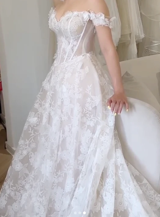 Modest Off-the-shoulder Bridal Gown Glam Applique Tulle Beaded Wedding Dress DP2858 - Deanwangkt