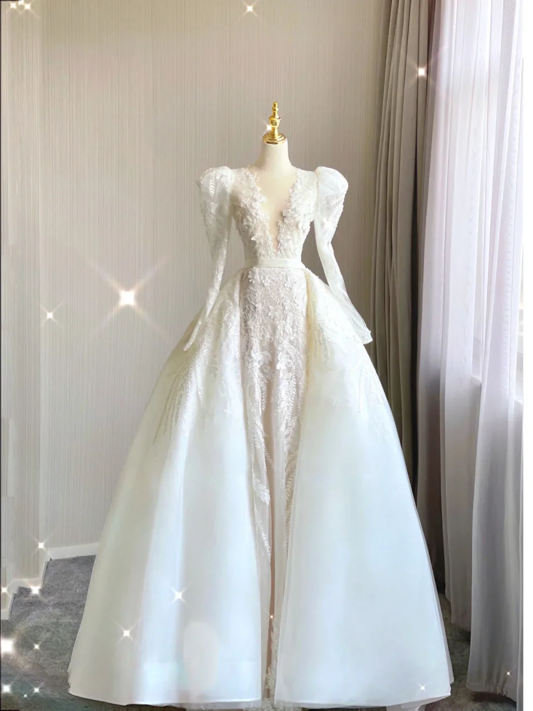 Luxury Sheath V Neckline Long Sleeves Satin Lace White Wedding Dresses Brides Dress DP355 - Deanwangkt