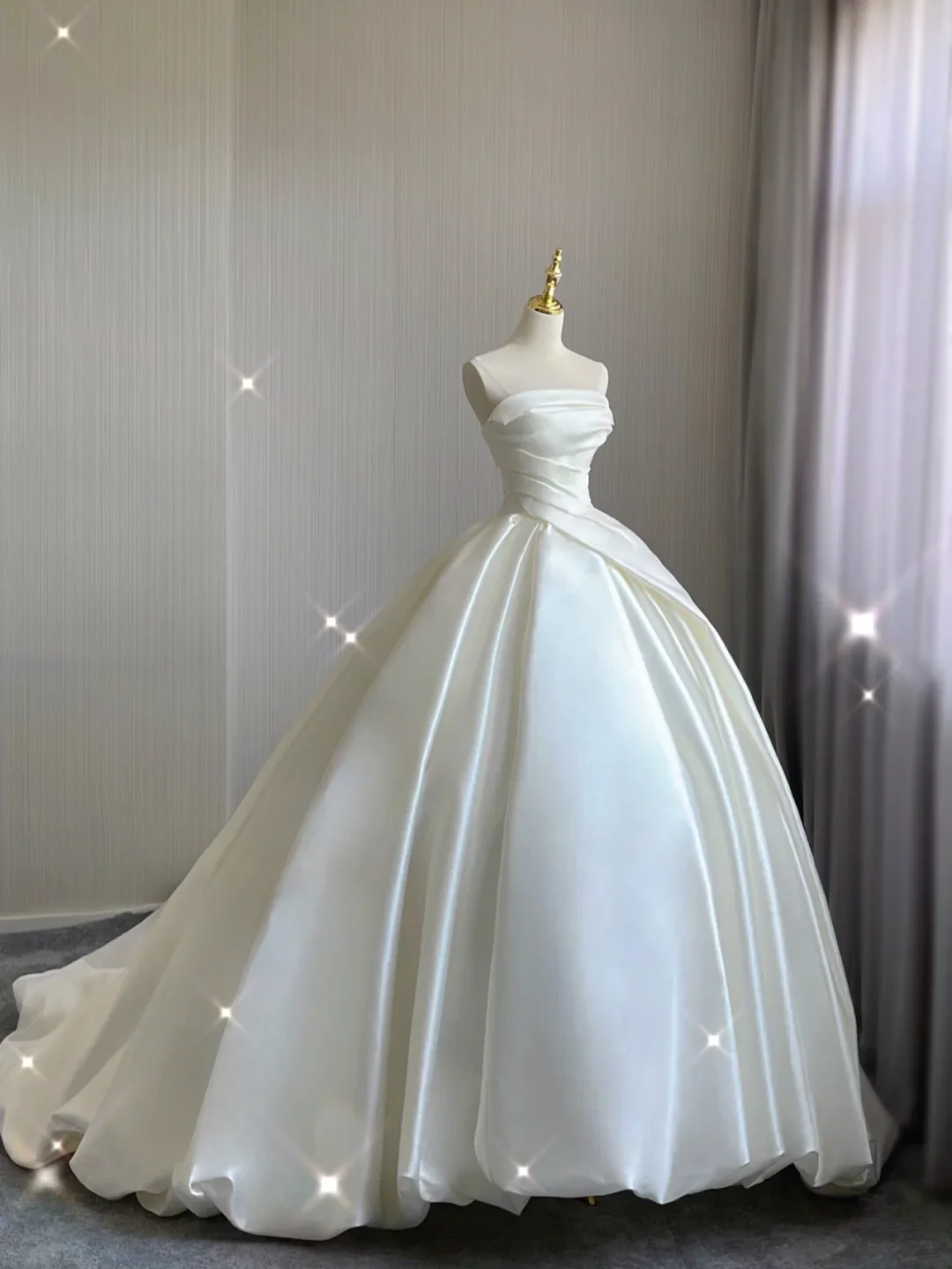 Unique Ball Gown Strapless Ruffles Long Satin White Wedding Dresses Brides Dress DP368 - Deanwangkt