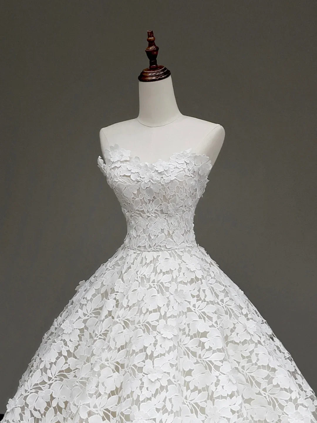 Unique Bridal Gown Ball Gown Strapless White Lace Wedding Dresses Bridal Gowns DP643 - Deanwangkt