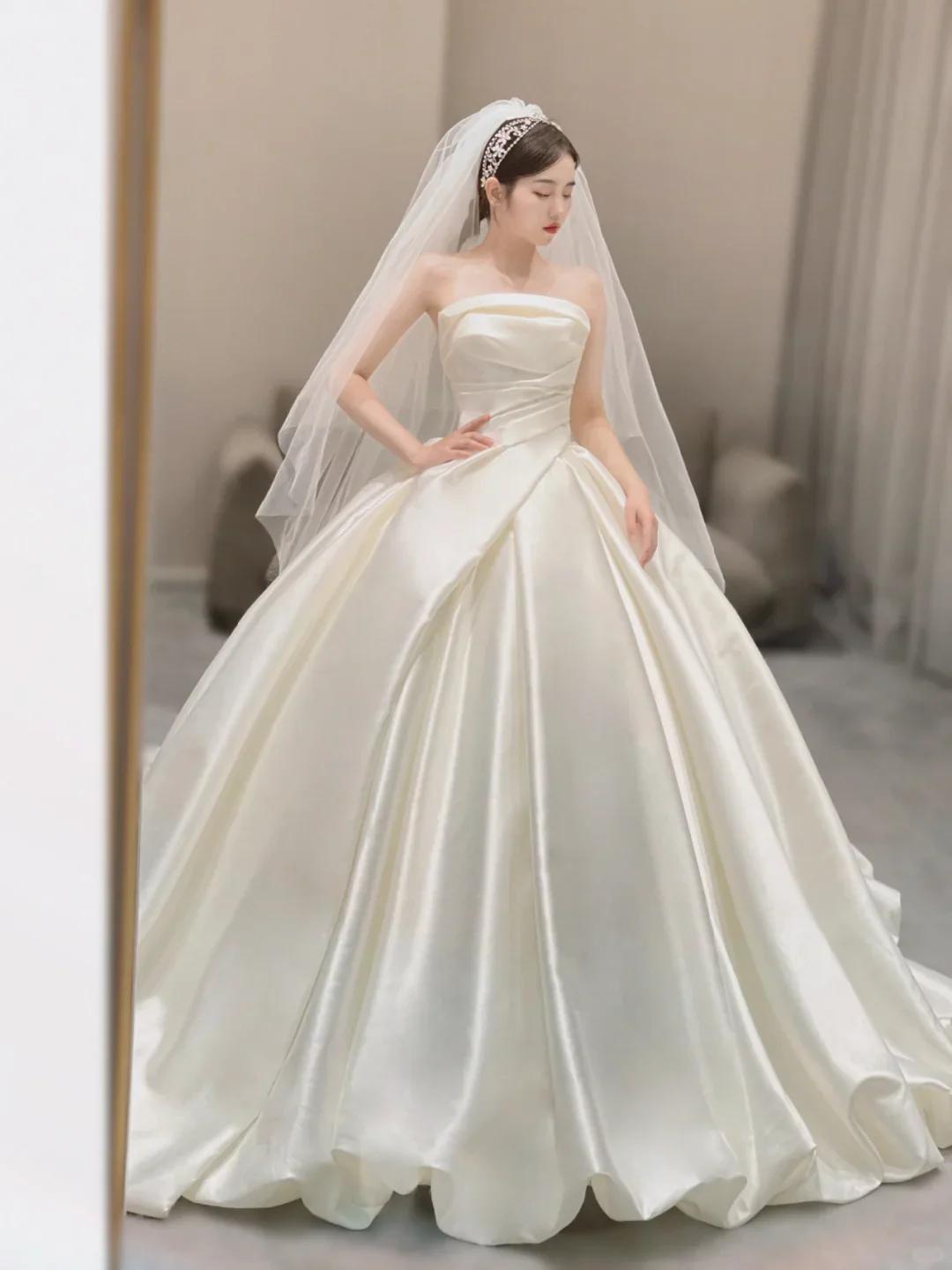 Timeless Ball Gown Strapless Long Satin White Sweep Train Wedding Dresses Brides Dress DP397 - Deanwangkt