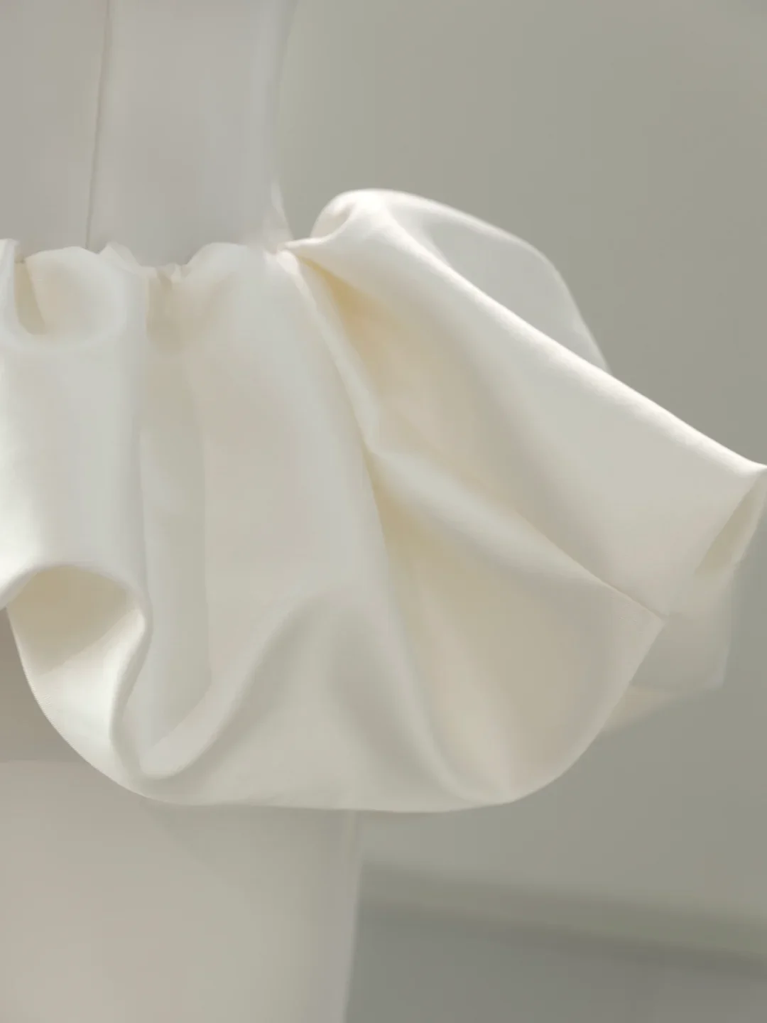 Unique Wedding Dress Mermaid Sweetheart Satin White Sleeveless Long Wedding Dresses Bridal Gowns DH2053 - Deanwangkt