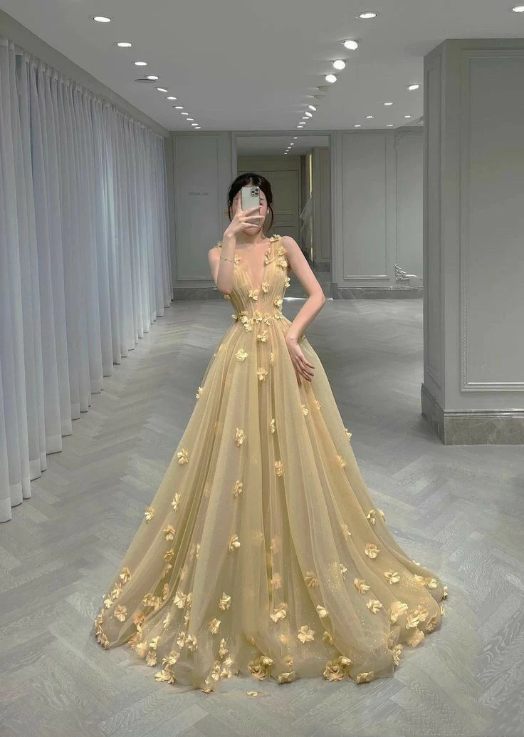 Unique Ball Gown V Neck Yellow Flowers Long Quinceanera Dresses Sweet 16 Dress Formal Vestido De 15 Anos W0302 - Deanwangkt