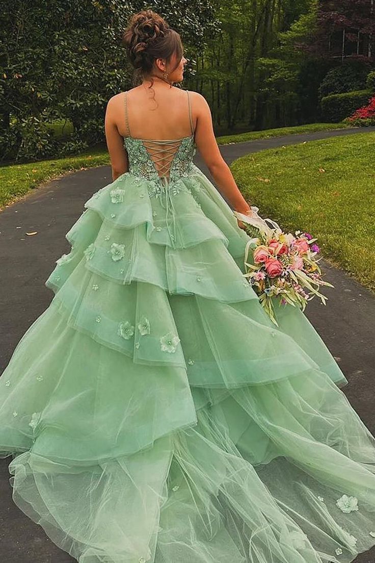 Fairytale Green Spaghetti Strap Quinceanera Dress Tulle Appliques Ball Gowns Sweet 16 Dress DH2691 - Deanwangkt