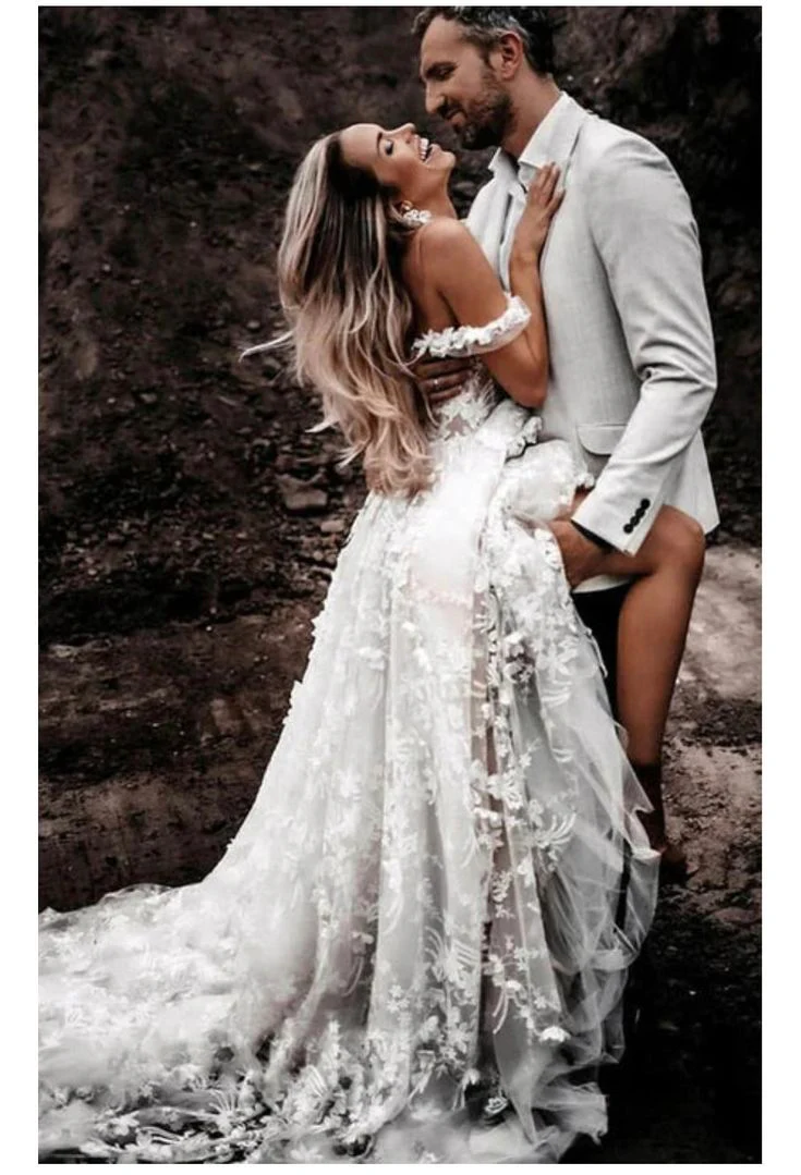 Unique Bridal Dress A Line Off The Shoulder White Tulle Lace Long Wedding Dresses Pretty Bridal Gowns DH1250 - Deanwangkt