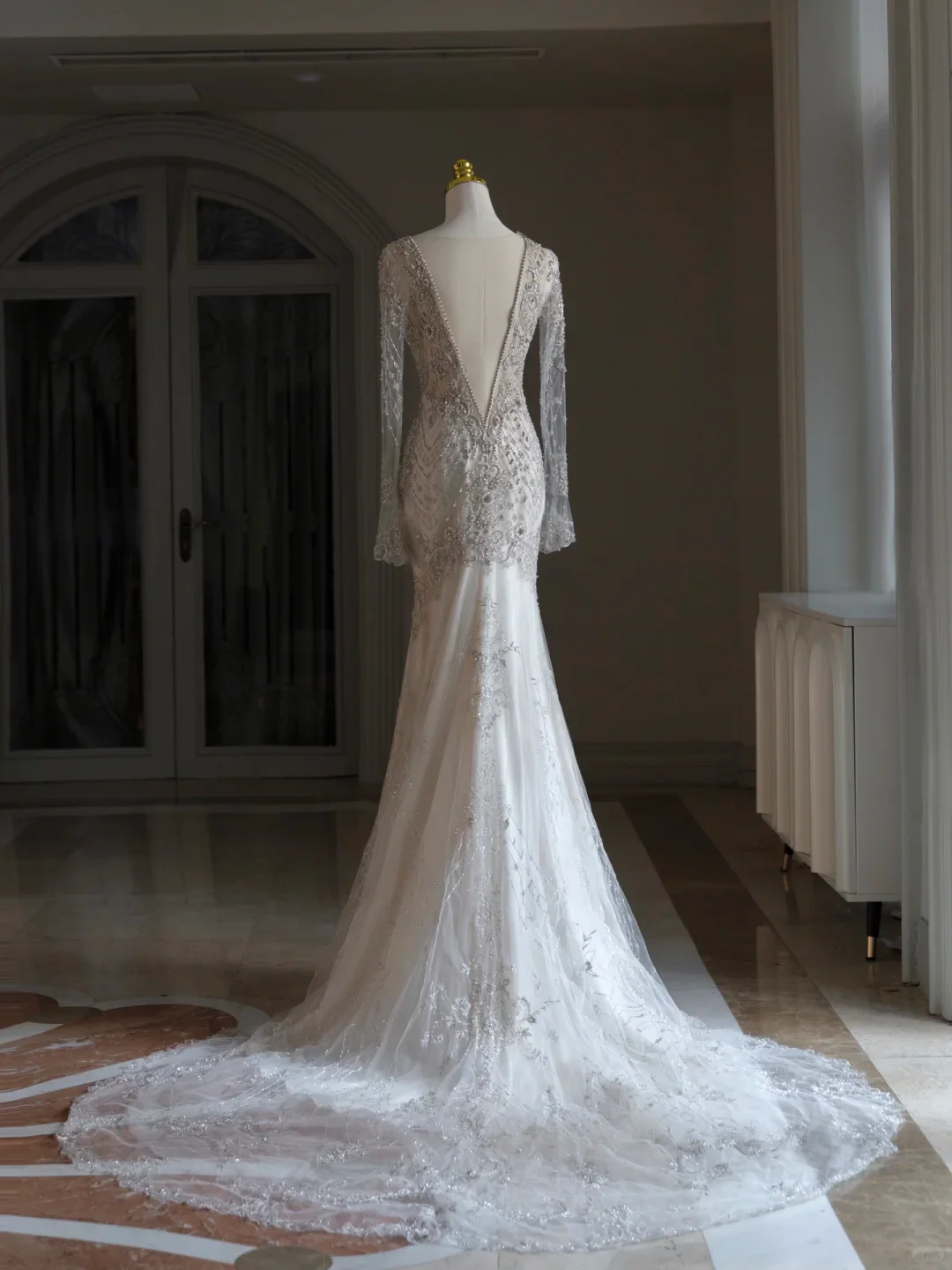 Luxury Mermaid V Neck Sequin With Silver Beads White Wedding Dress Modest Wedding Dresses Princess Wedding Gowns DH1546 - Deanwangkt