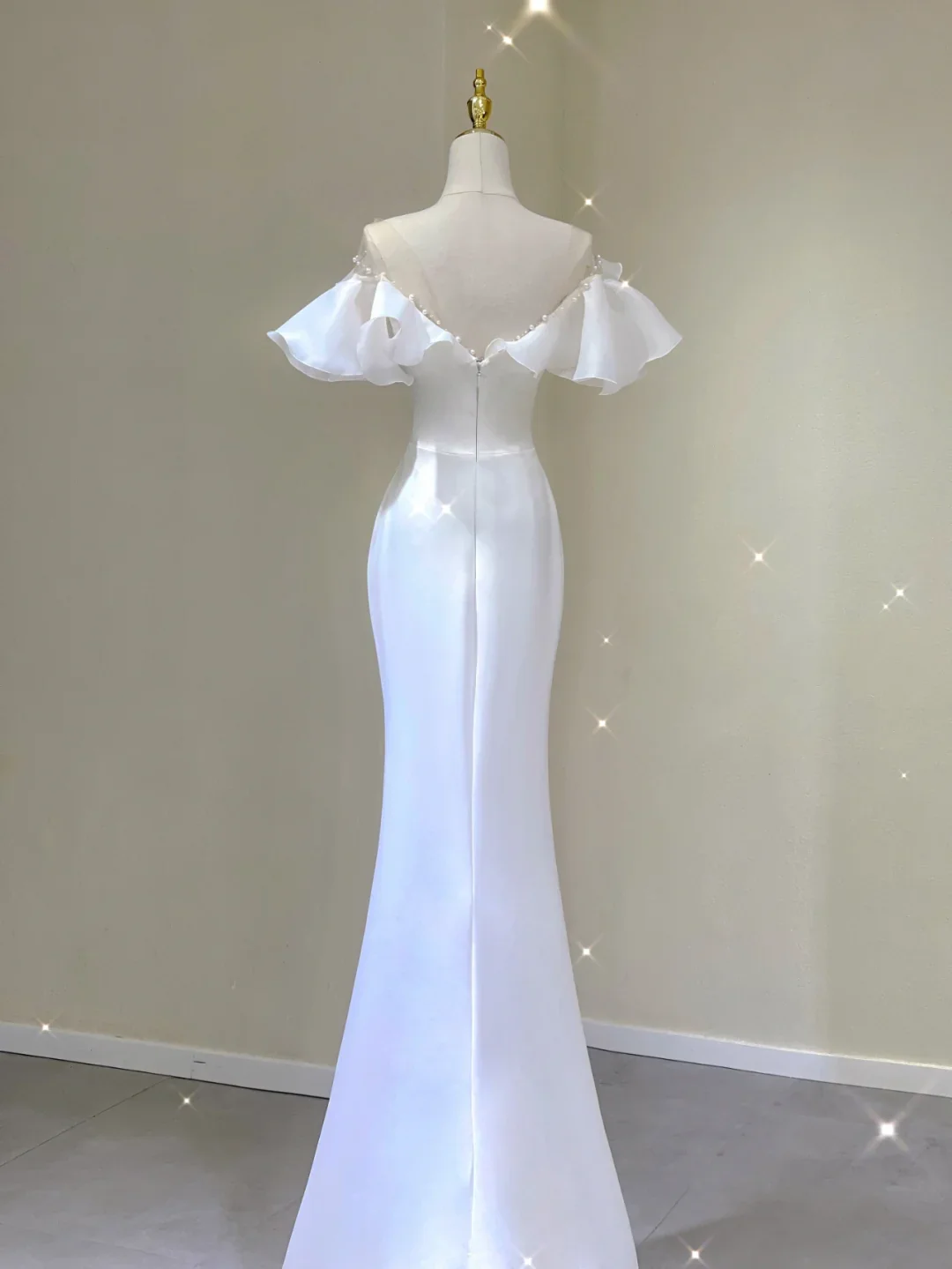 Simple Mermaid V Neckline Long White Wedding Dresses Summer Brides Dress DP386 - Deanwangkt