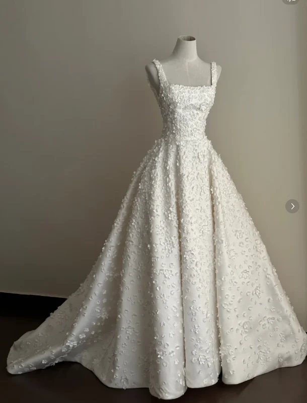 Timeless Square Neck A-Line Satin Appliqué Luxury Wedding Dress, White Bridal Gowns DP3078 - Deanwangkt