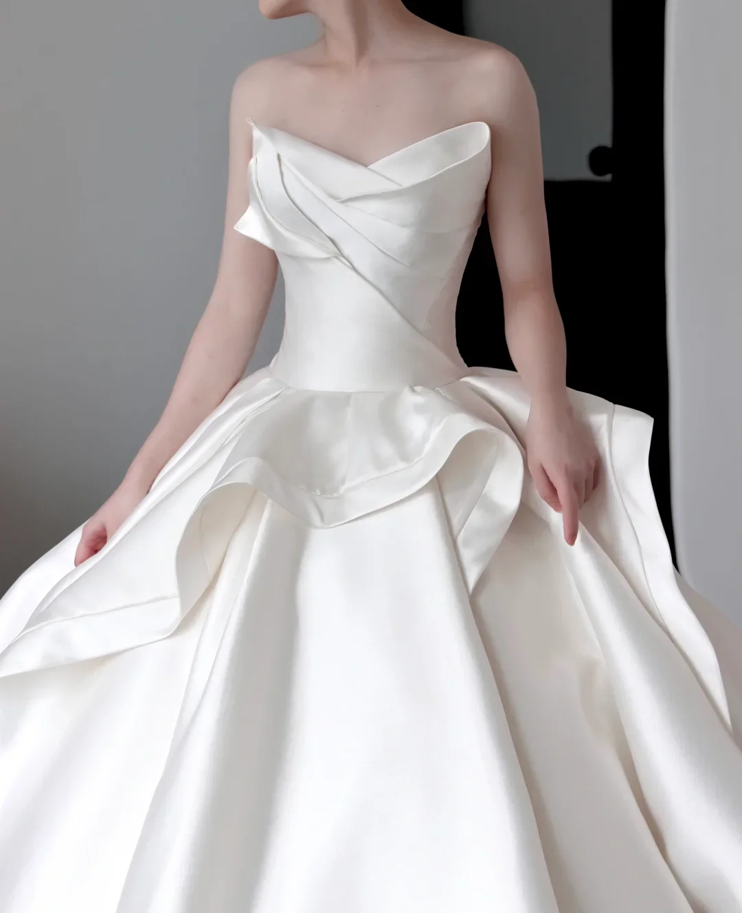 Unique Bridal Gown Ball Gown Sweetheart White Satin Wedding Dresses Bridal Gowns DP666 - Deanwangkt