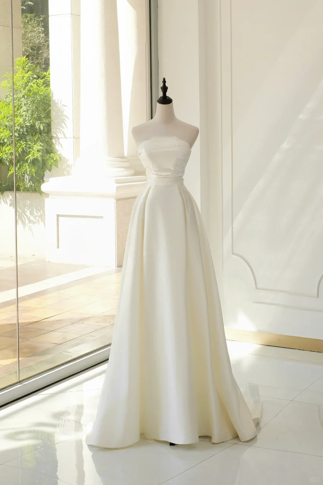 Timeless Bridal Dress A line Strapless Satin White Wedding Dresses Elegant Bridal Gowns DH896 - Deanwangkt