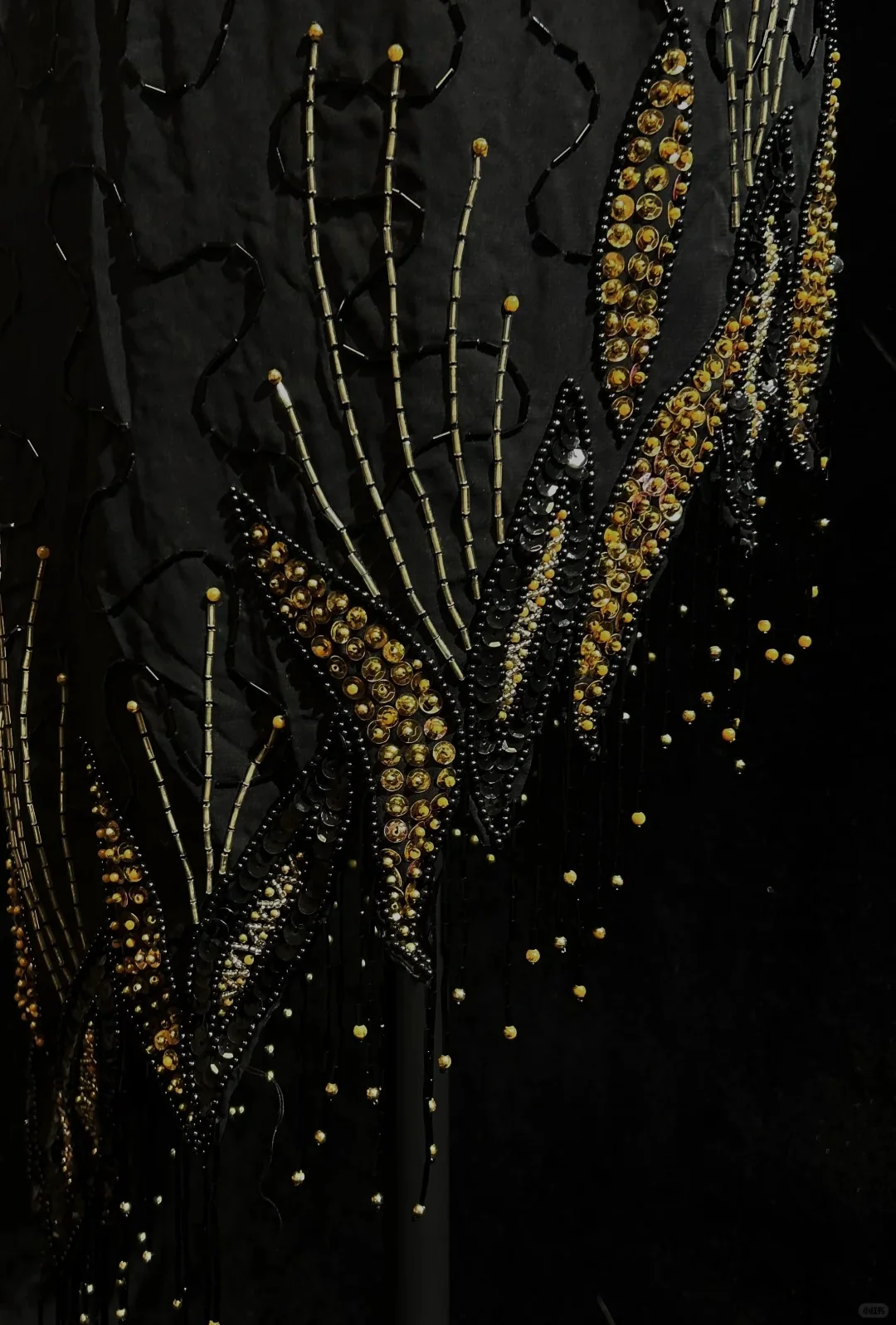 Glamour Black Sheath V-neck Mother of the Bride Dress Chiffon Beaded Short Evening Gown DP2876 - Deanwangkt