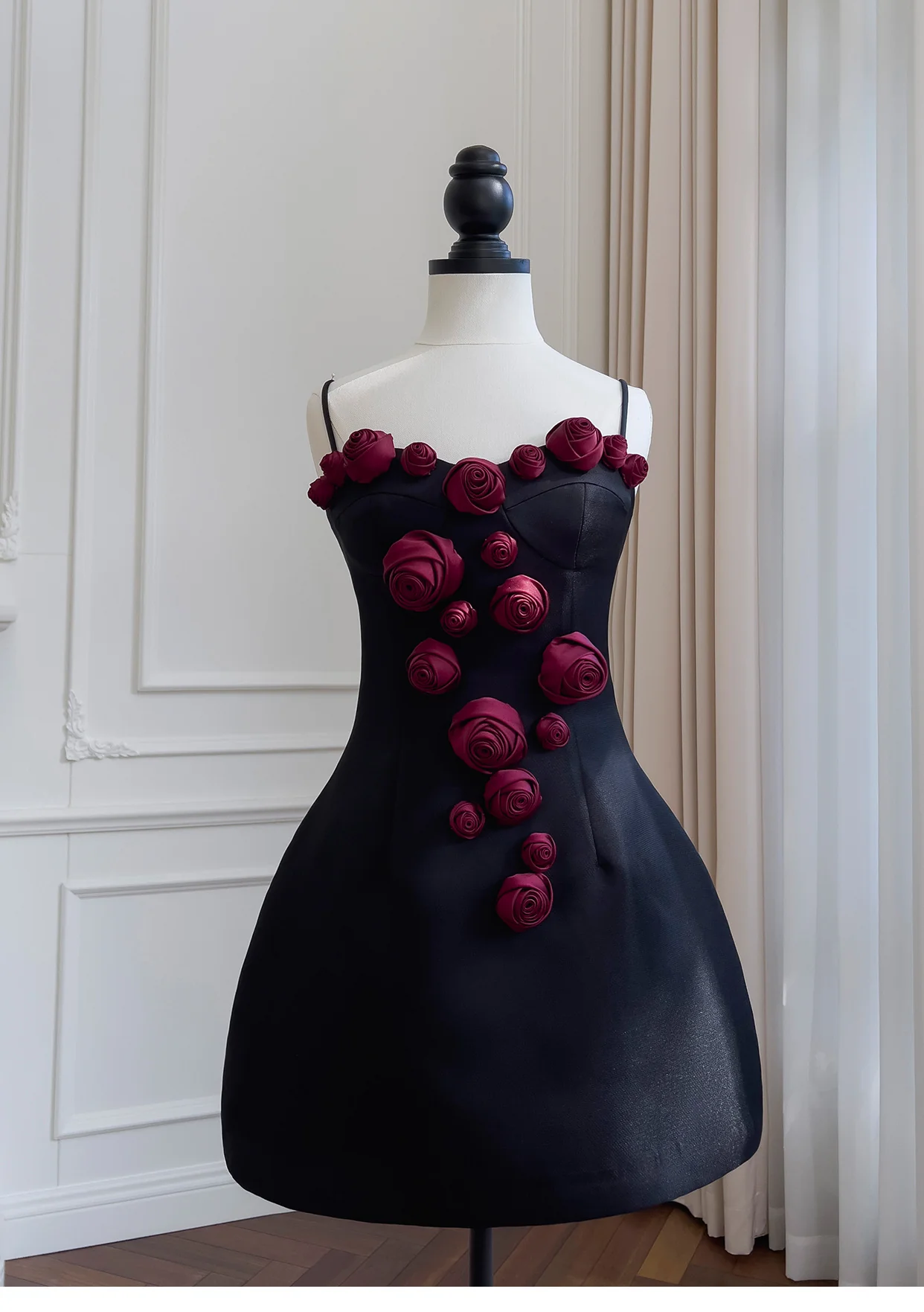 Pretty Ball Gown Spaghetti Straps Little Black Dress Formal Homecoming Dresses Middle School Short 21st Birthday Outfits Graduation Dress Mini Cocktail Dresses DH2305 - Deanwangkt