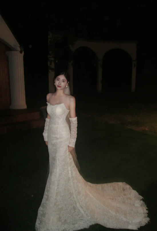 Modest Strapless  Sheath Lace Long Wedding Dresses White Bridal Gowns Sleeveless Bridal Dresses DP3869 - Deanwangkt