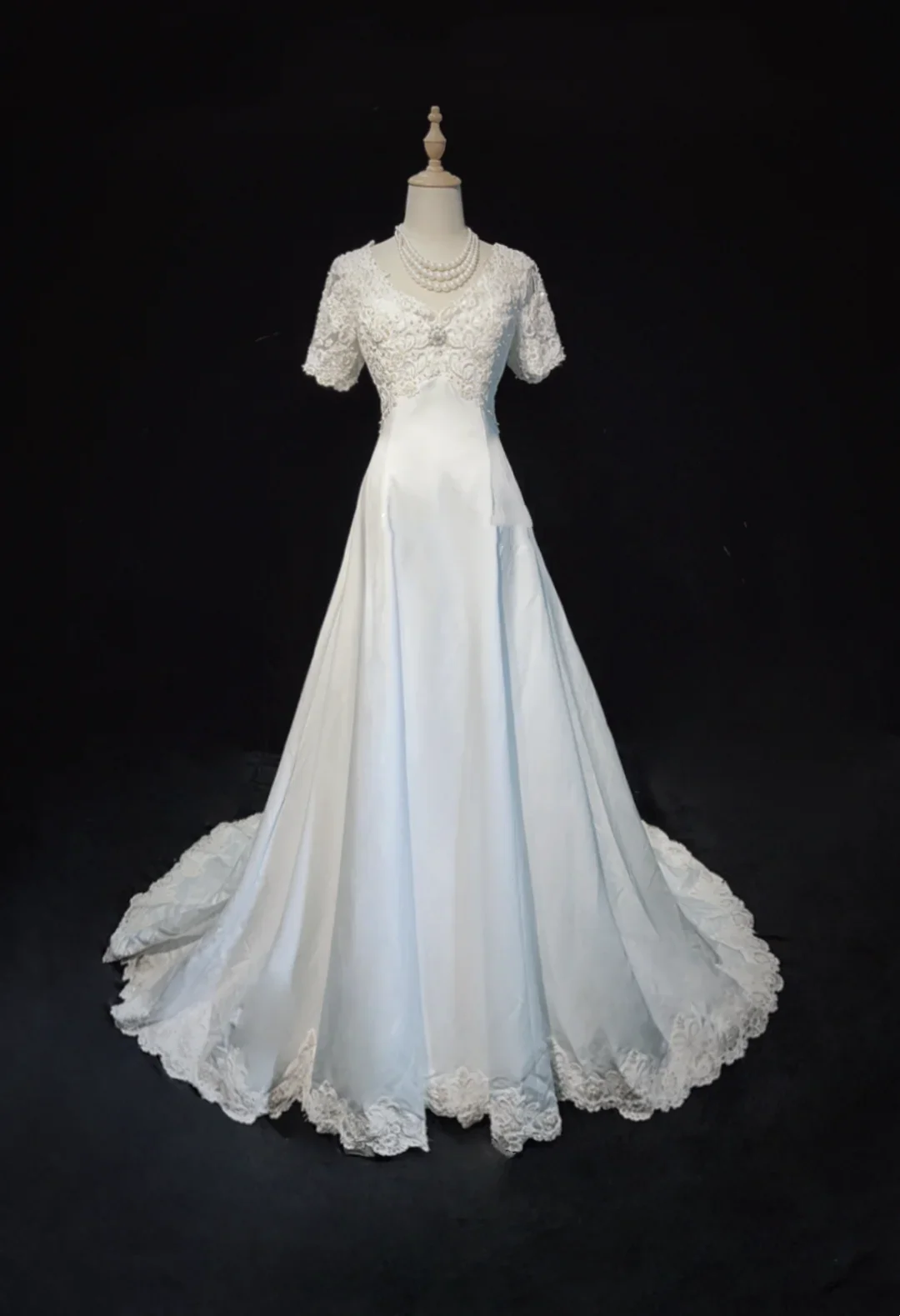 Vintage Bridal Gown 1960s Ball Gown V Neck Short Sleeves Ivory Long Summer Autumn Wedding Dresses Elegant Bridal Gowns DH670 - Deanwangkt