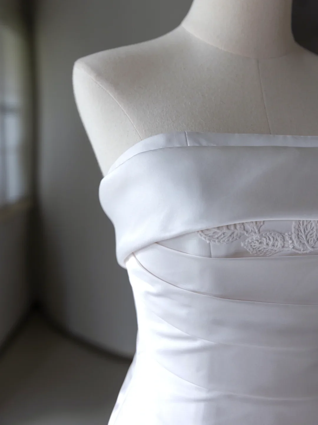 Simple Mermaid Strapless Satin White Tulle Wedding Dress Modest Wedding Dresses Princess Wedding Gowns DH1560 - Deanwangkt