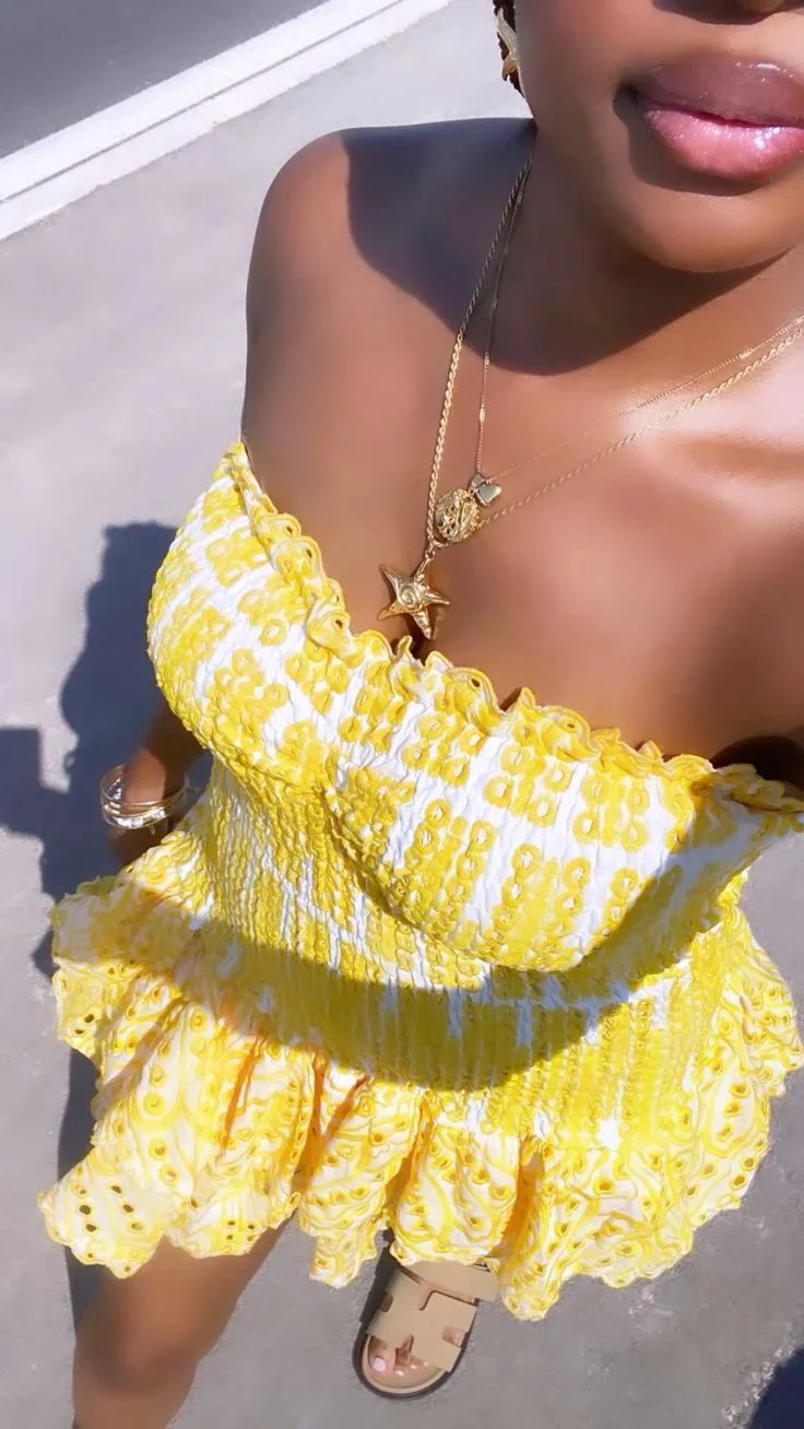 Modest Sheath Strapless Tight Yellow Lace Formal Homecoming Dresses 18th Birthday Outfits Graduation Dress Short Mini Hoco Dresses DH2523 - Deanwangkt