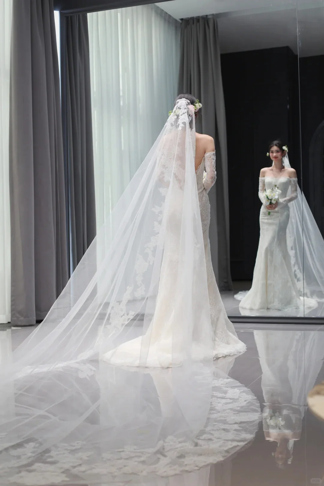 Romantic Wedding Gown Bridal Dress Mermaid Off The Shoulder Wedding Dress White Lace Wedding Dresses Modest Wedding Gowns DH1770 - Deanwangkt