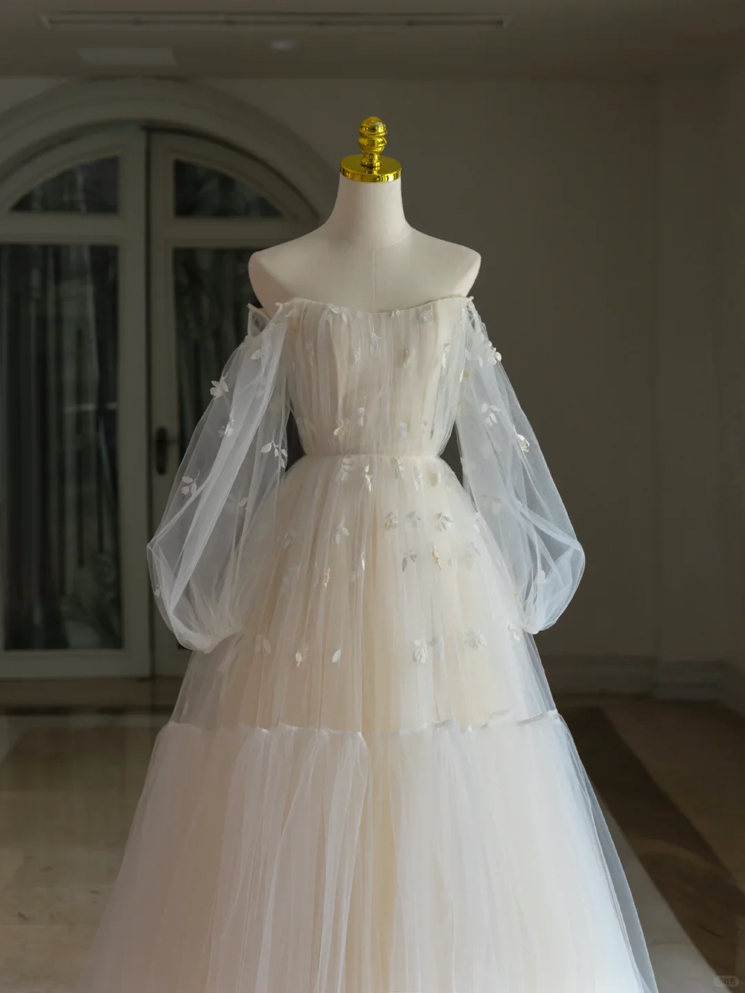 Princess Bridal Dress Ball Gown Off The Shoulder Lace Tulle Wedding Dress With Long Sleeves Wedding Dresses Modest Wedding Gowns DH1614 - Deanwangkt