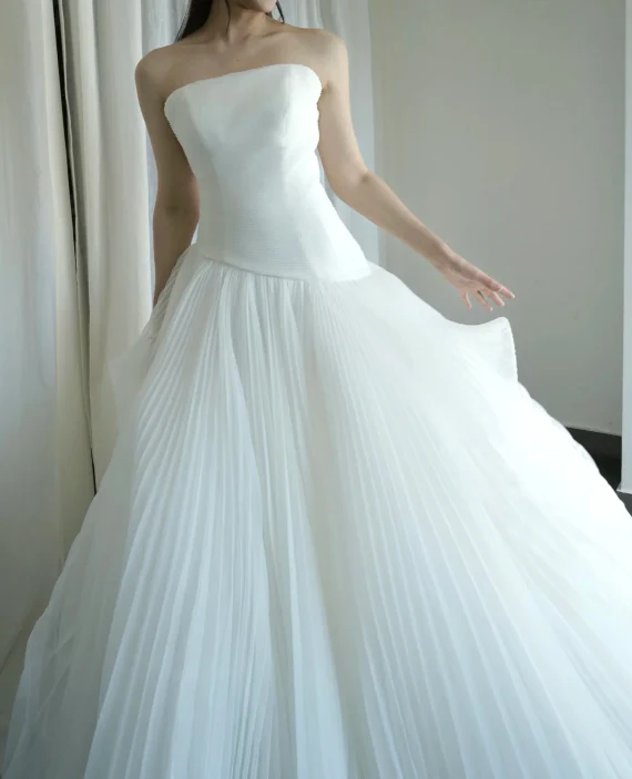 Modest Strapless Ball Gown Satin Wedding Dress, White Tulle Ruffles Bridal Gowns DP03025 - Deanwangkt