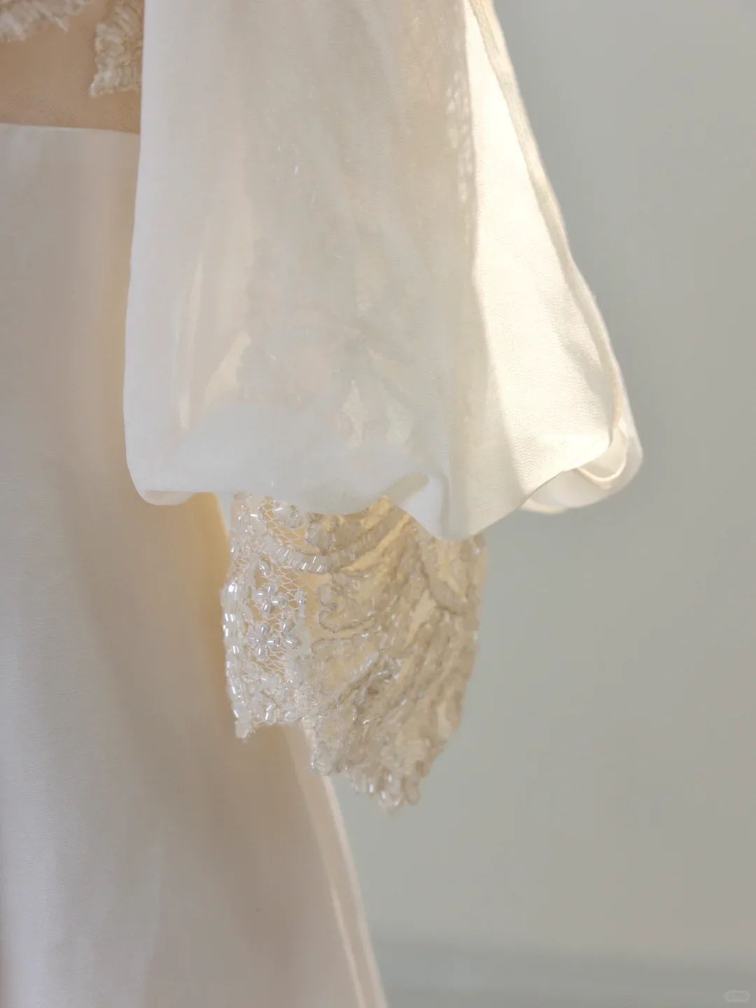 Romantic Wedding Gown Bridal Dress A Line Square Neck Satin Wedding Dress Ivory Wedding Dresses Modest Wedding Gowns DH2038 - Deanwangkt