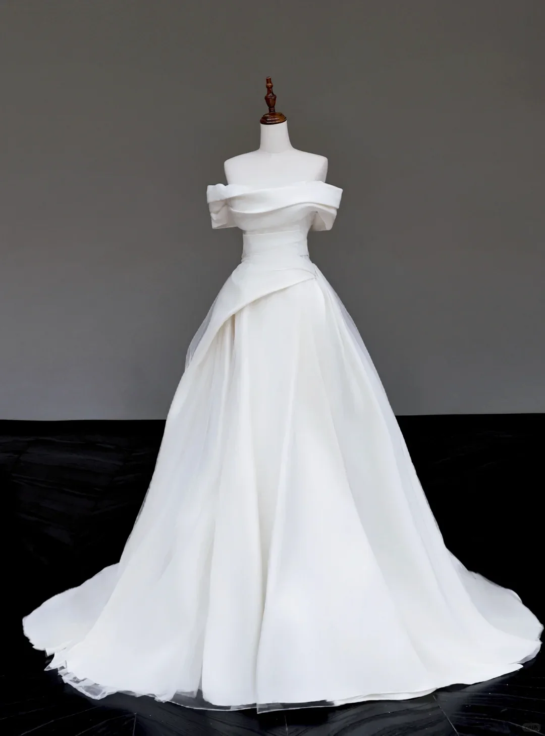 Unique Bridal Gown Ball Gown Off The Shoulder White Satin Wedding Dresses Bridal Gowns DP723 - Deanwangkt